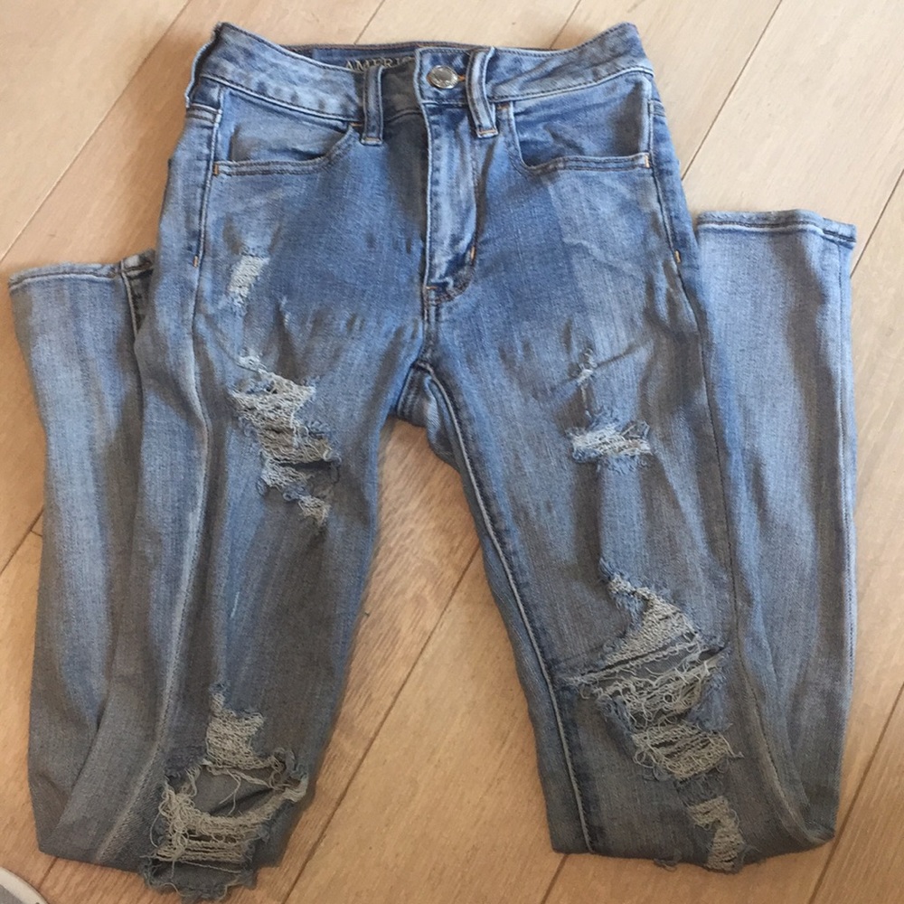 American eagle ripped hi-rise jegging
